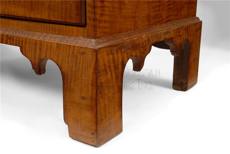 Chippendale Tiger maple tall chest (Rhode Island)